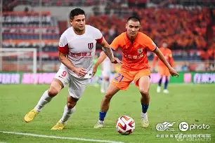 九游体育-成都蓉城训练开放日，国际比赛日更衣室发声引欢呼，西甲在即，数据趋势出现新变化的简单介绍