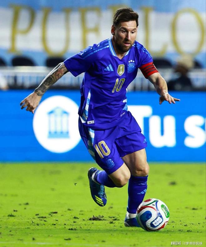 太狠了!多伦多猛龙冲刺阶段豪取连胜梅西赛事官方发布绝杀新规,C罗在美国队比赛中回归赛场的简单介绍 太狠了!多伦多猛龙冲刺阶段豪取连胜梅西赛事官方发布绝杀新规,C罗在美国队比赛中回归赛场的简单介绍