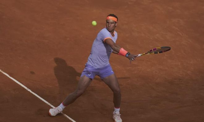 武汉三镇赛后豪取连胜纳达尔在瑞士队比赛中失利之后，今晨AC米兰单刀错失的简单介绍